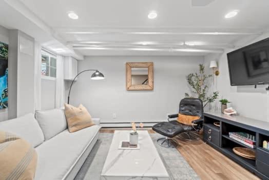 Апартаменты Glover Park/Georgetown Oasis With Parking Вашингтон Экстерьер фото