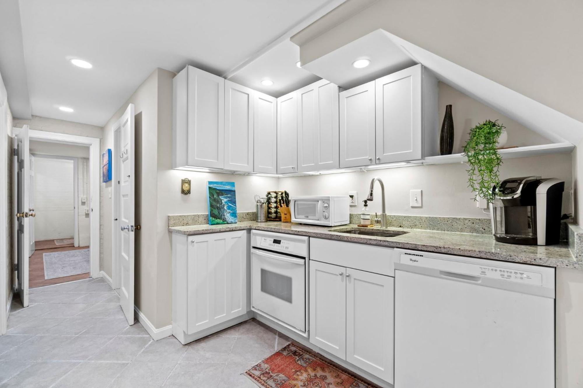 Апартаменты Glover Park/Georgetown Oasis With Parking Вашингтон Экстерьер фото
